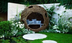 SIMPLE GARDEN DECORATION IDEAS