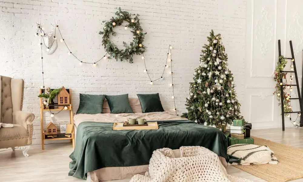 Bedroom Christmas Room Decor Ideas